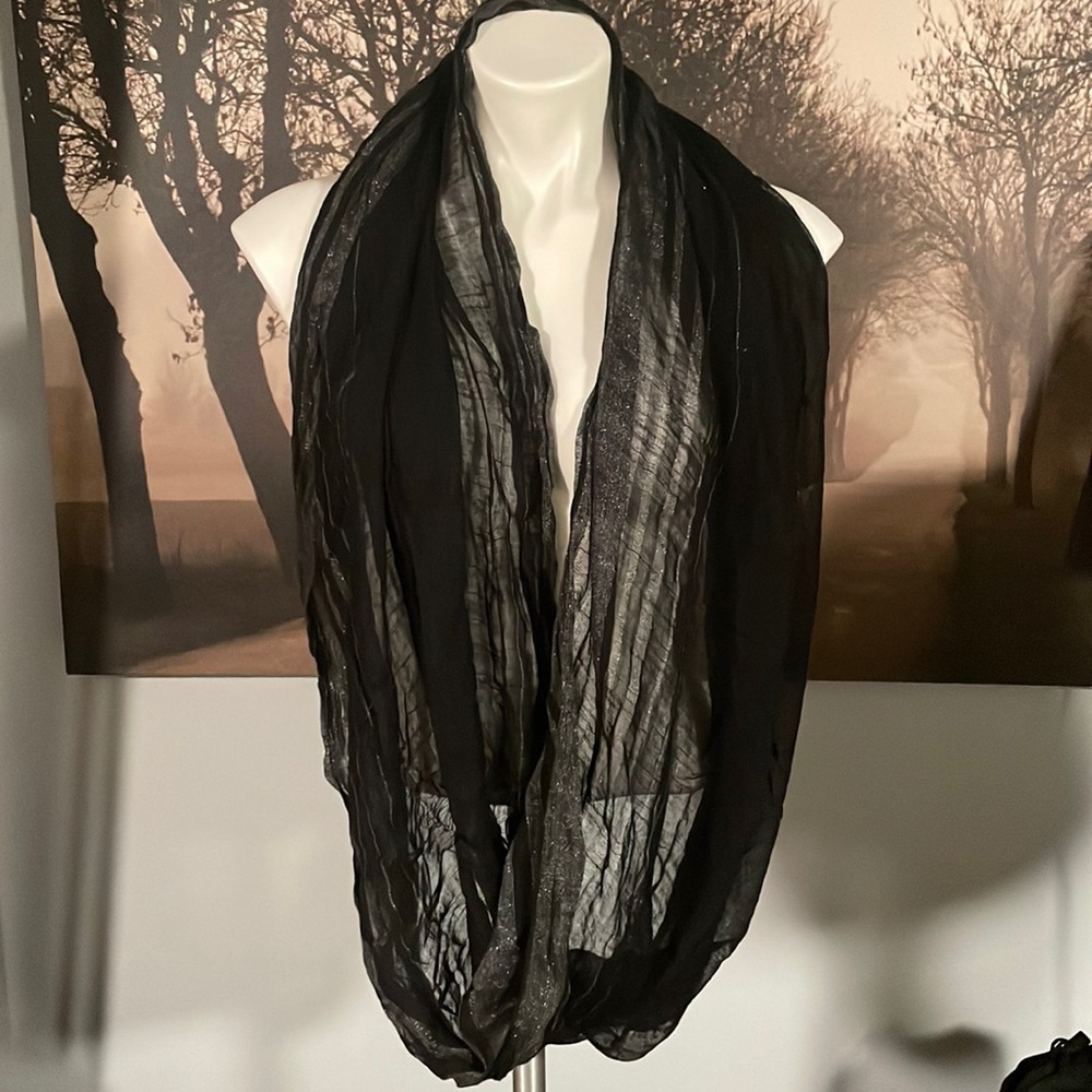 Calvin Klein Infinity Scarf*